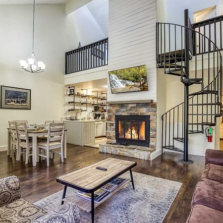 Gatlinburg Mountain Townhome With Pool Access! מראה חיצוני תמונה
